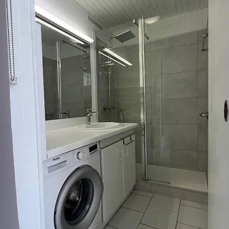아파트 Climatise T3 Avec Piscine, Proche Et Commerces - - Fr-1-81-573 *
