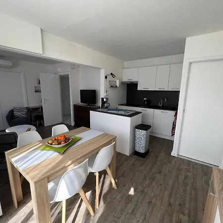 Apartment Climatise T3 Avec Piscine, Proche Et Commerces - - Fr-1-81-573 Le Barcares